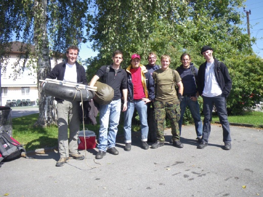 Übung Surprise: Raum Rheintal im Jahr 2012 Militärisch geführter Ausflug zu Land und zu Wasser mit Übernachtung im Freien